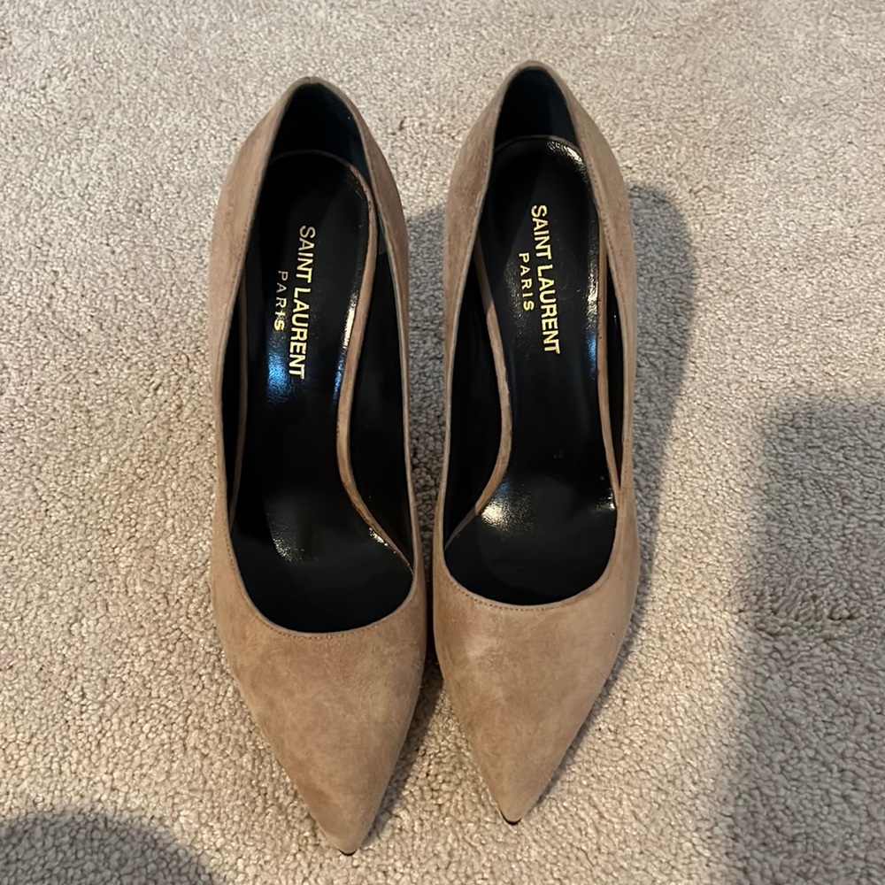 Suede authentic Saint Laurent pumps